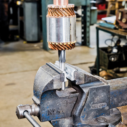 53331800 - Prism / Vee Pipe Magnetic Jaws 180mm