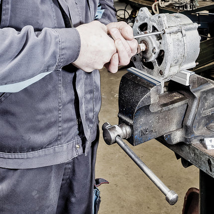 53301000 - Neutral Magnetic Jaws 100mm